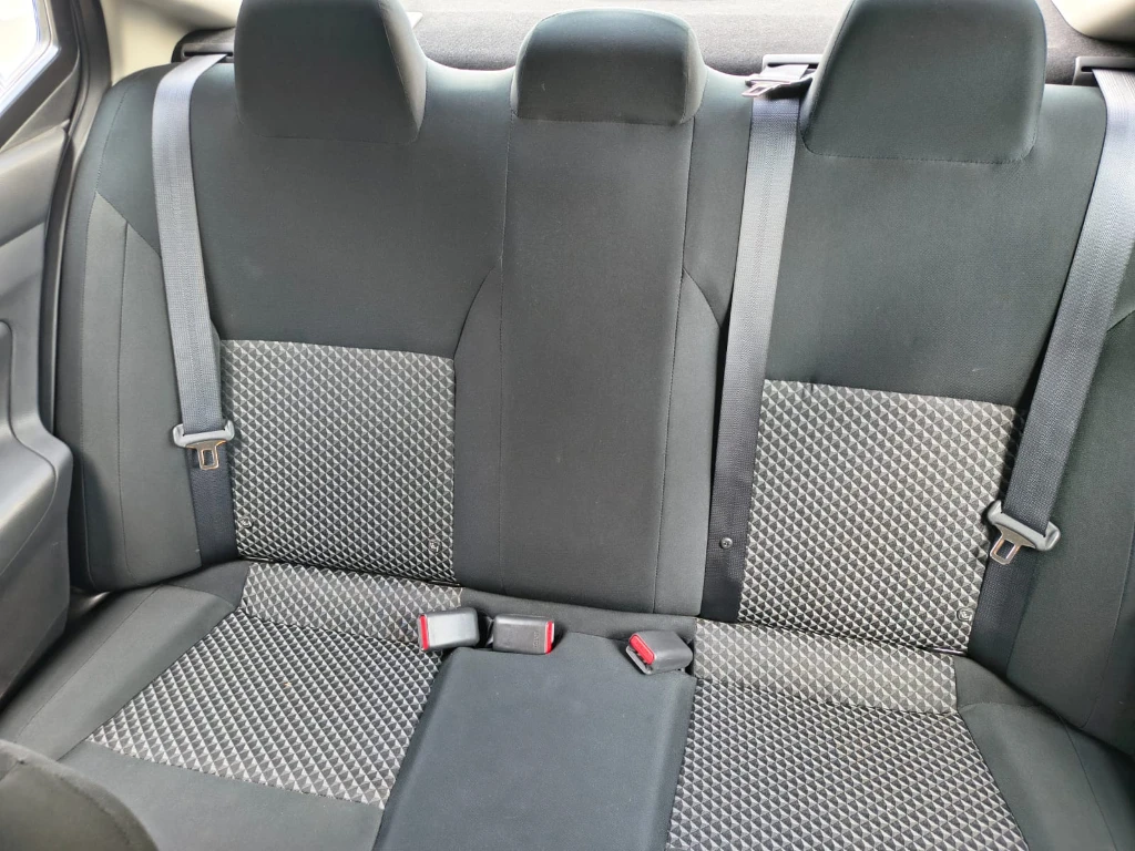Nissan Versa 1.6 Sense 4x2 Mt 4p año 2025
