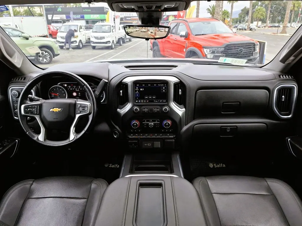 Chevrolet Silverado Dcab 4x4 Sohc 5.3 Aut año 2022