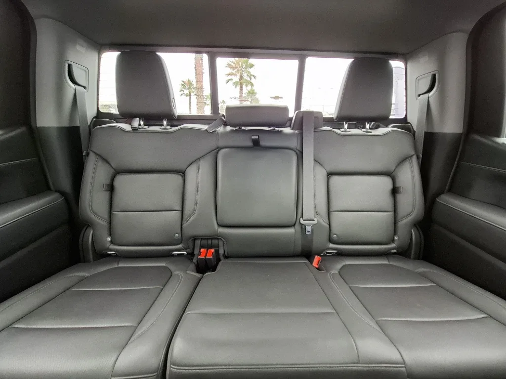 Chevrolet Silverado Dcab 4x4 Sohc 5.3 Aut año 2022