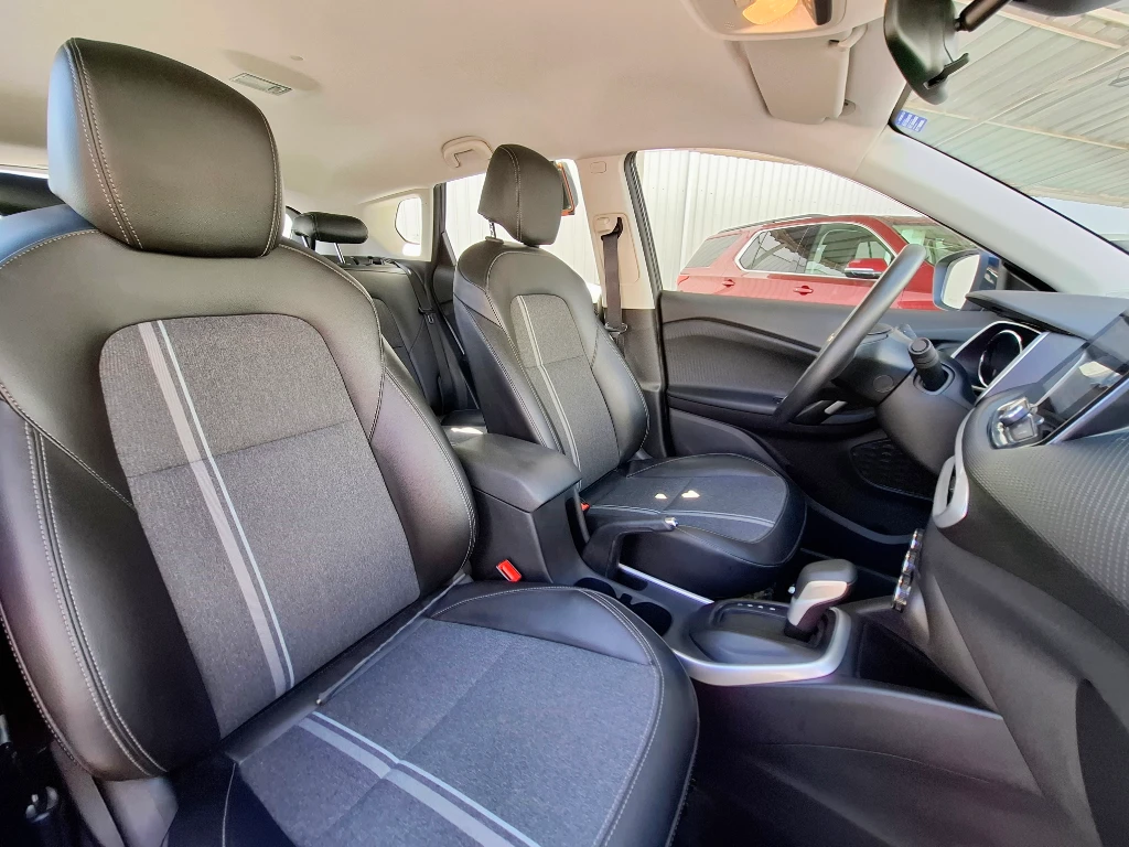 Chevrolet Tracker 1.2t Ltz R 4x2 At 5p año 2025