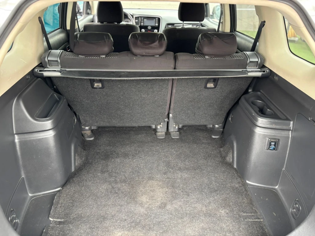 Mitsubishi Outlander 2.0 4x2 Mt 5p año 2021