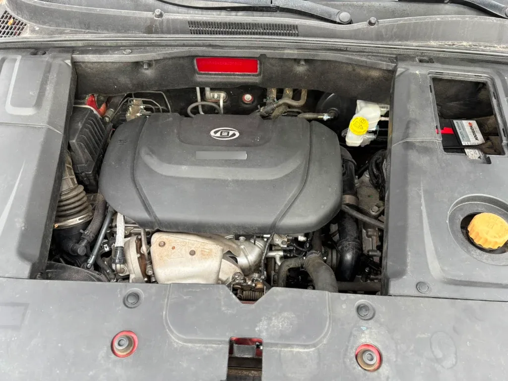 Chevrolet Captiva 1.5t Ltz Fwd Cvt At 5p año 2022