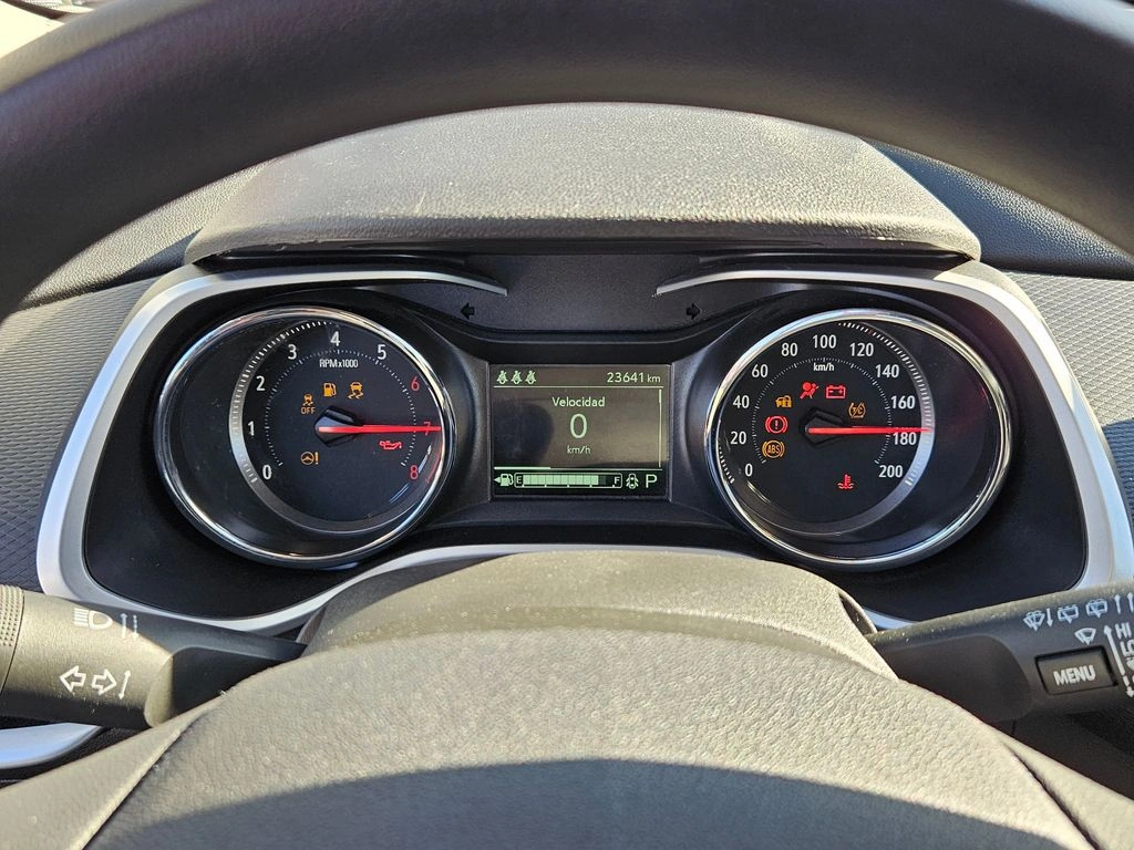 Chevrolet Tracker 1.2t Ltz R 4x2 At 5p año 2025