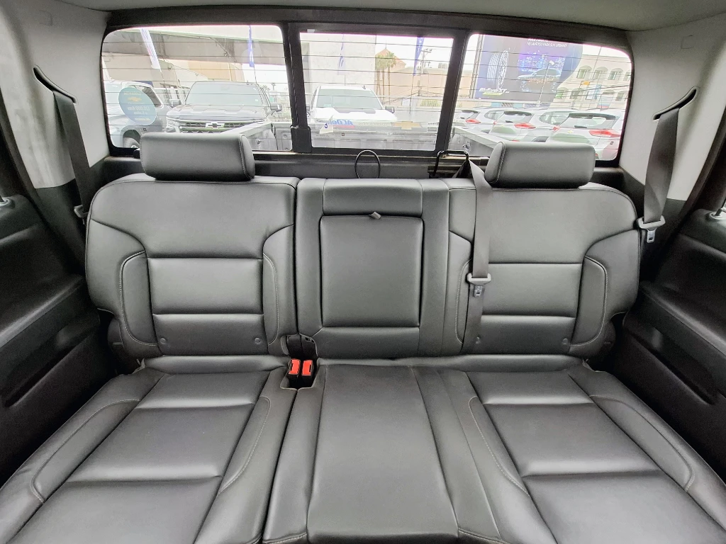 Chevrolet Silverado 5.3 Lt 4wd Ext Z71 Dob. Cab. At 4p año 2019