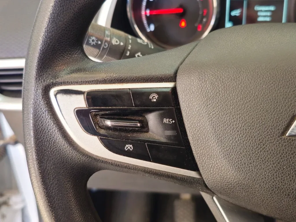 Chevrolet Tracker 1.2t Ltz Fwd Mt 5p año 2022