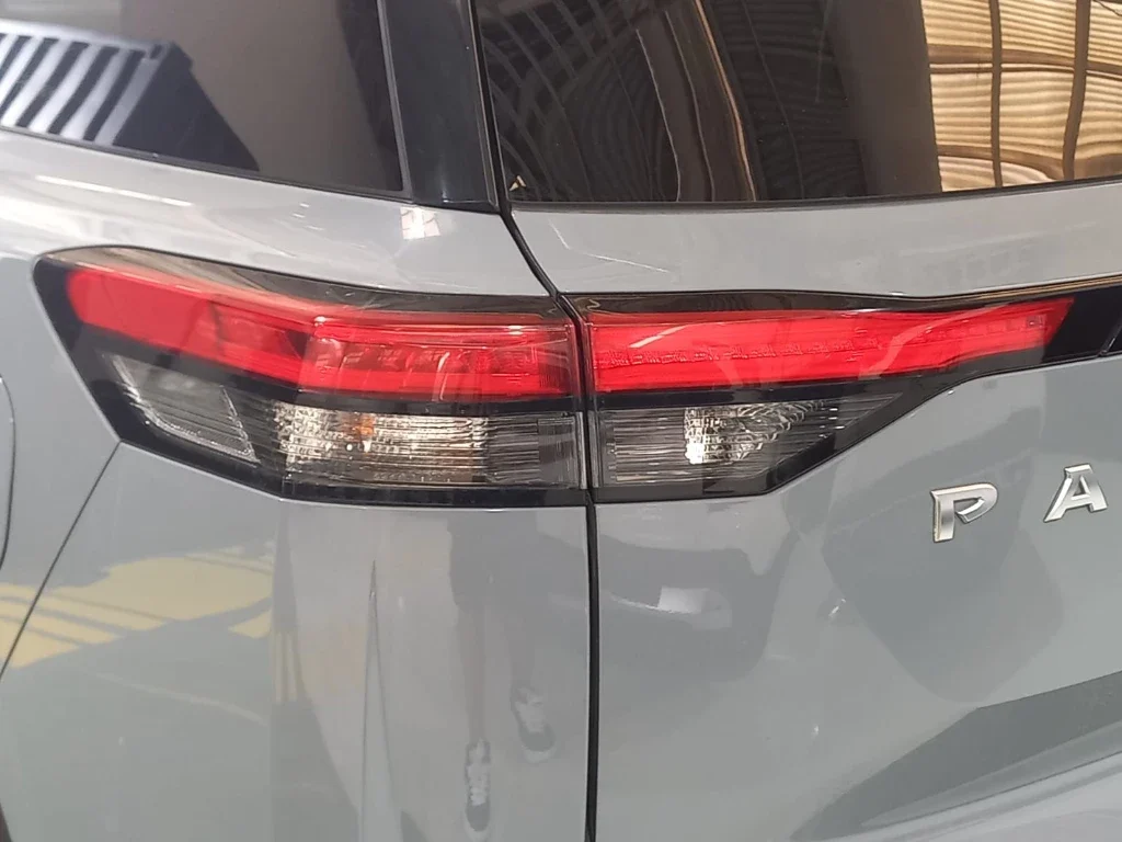 Nissan Pathfinder 3.5 Exclusive 4wd Cvt At 5p año 2024