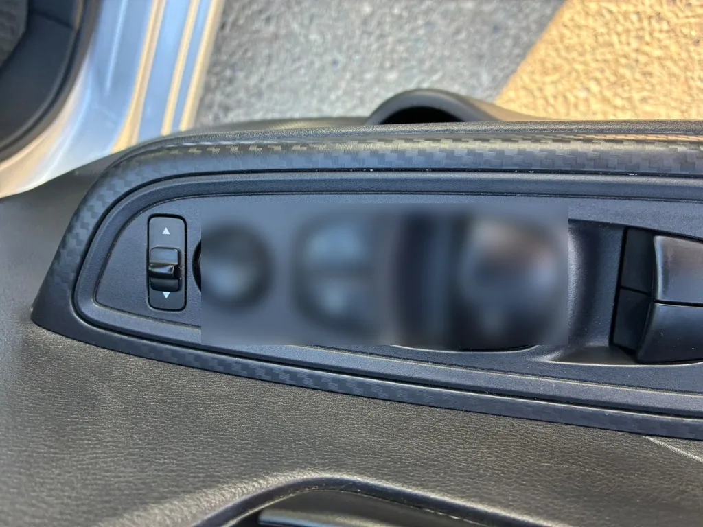 Nissan Versa 1.6 Sense 4x2 Mt 4p año 2025