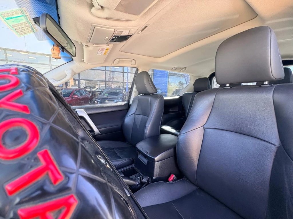 Toyota Land Cruiser Prado 2.7 Limited 4x4 At 3p año 2017