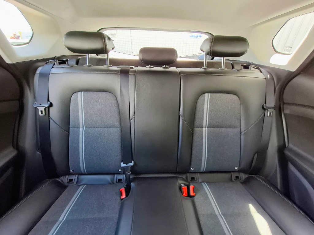 Chevrolet Tracker 1.2t Ltz R 4x2 At 5p año 2025
