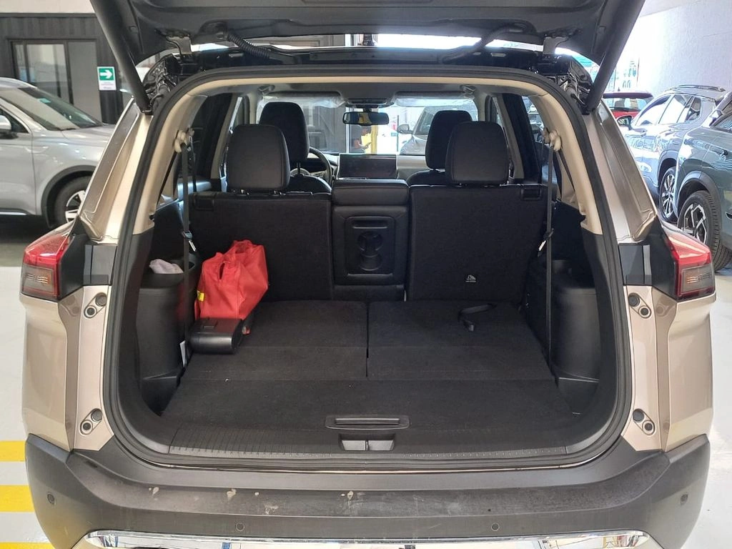 Nissan X-Trail 1.5 E-Power Exclusive Hybrid 4x4 Cvt At 5p año 2025