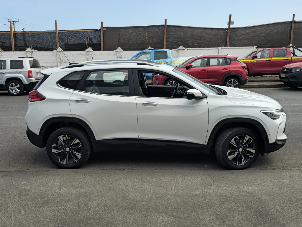 Chevrolet Tracker 1.2t Premier At S año 2025