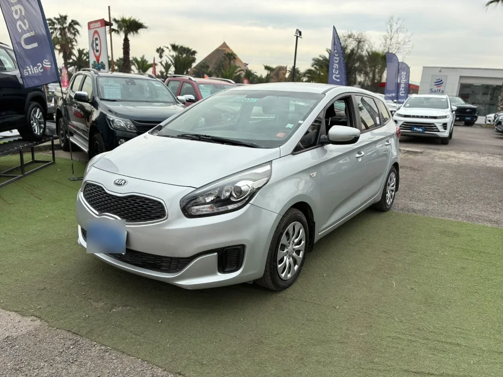Kia Carens 2.0 Ex Dab Abs Ac Mt año 2015
