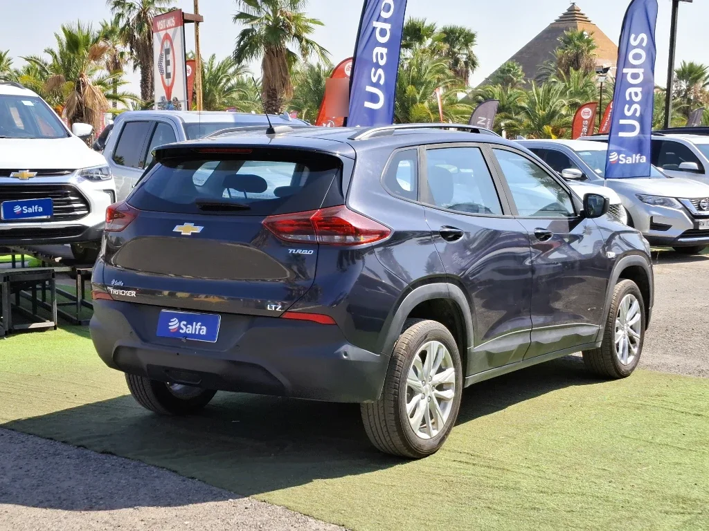 Chevrolet Tracker 1.2t Ltz R 4x2 At 5p año 2025