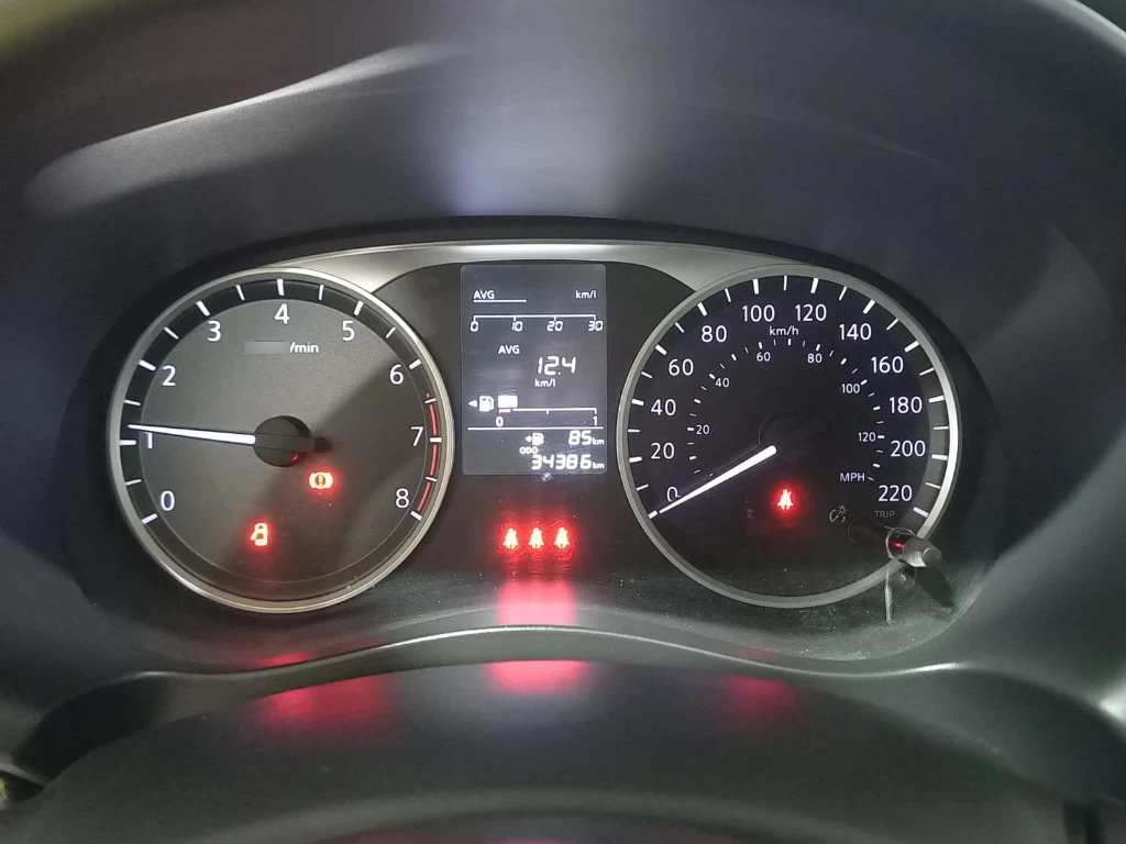 Nissan Kicks 1.6 Sense 4x2 Mt 5p año 2021