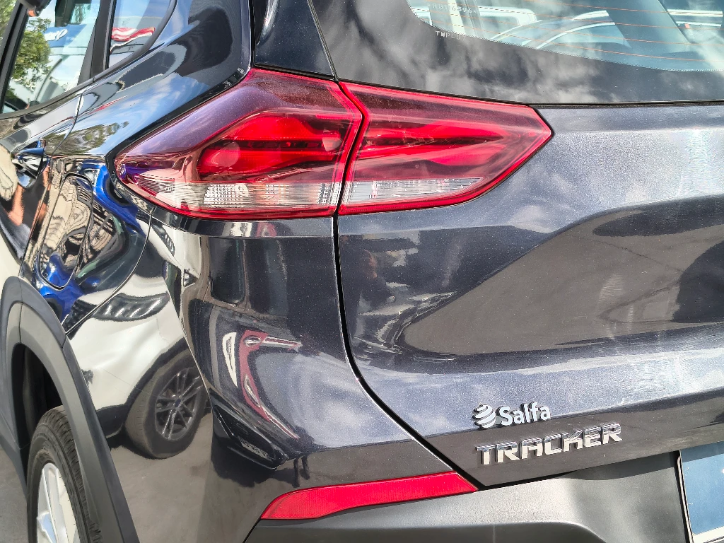 Chevrolet Tracker 1.2t Ltz R 4x2 At 5p año 2025