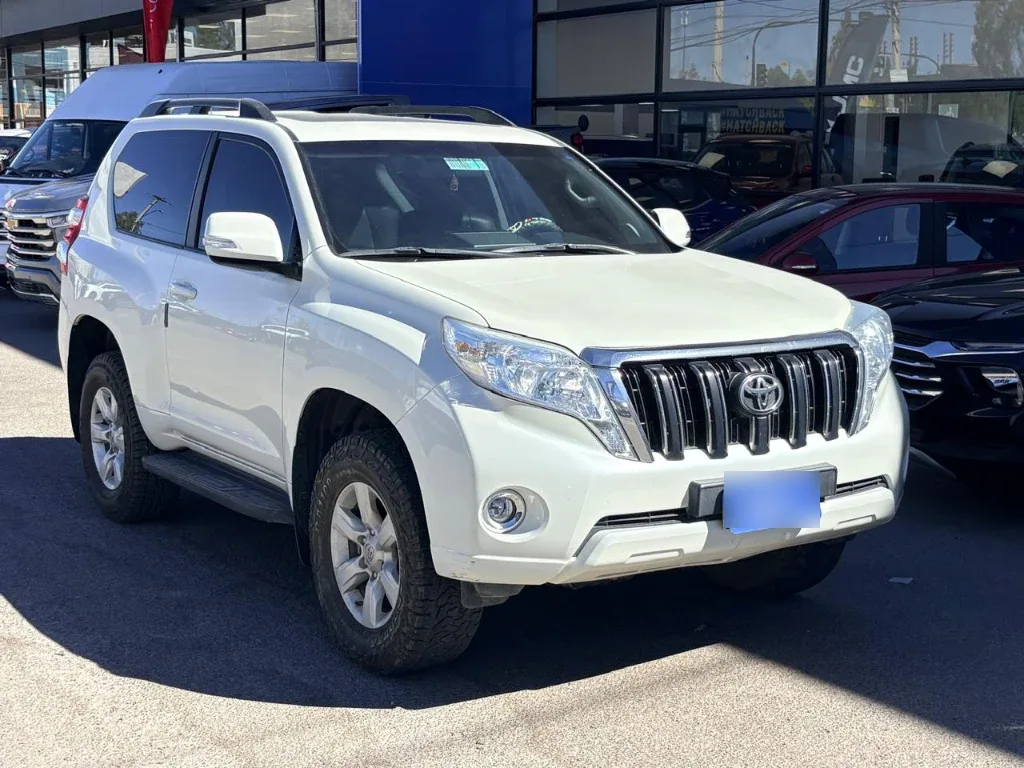 Toyota Land Cruiser Prado 2.7 Limited 4x4 At 3p año 2017