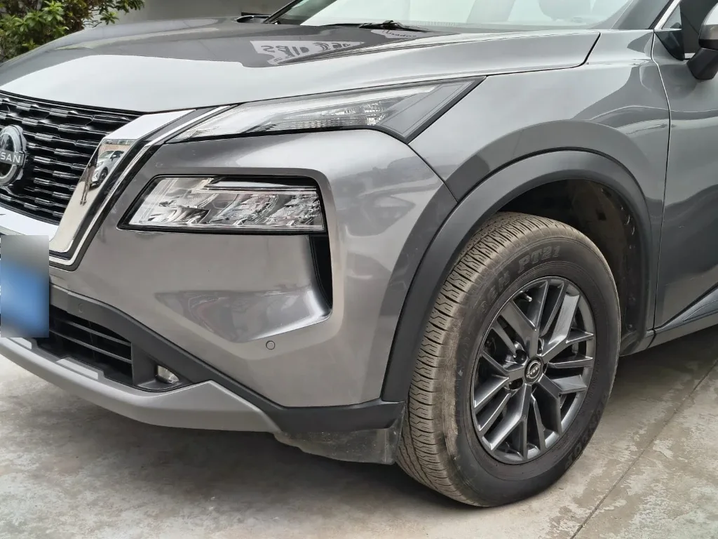Nissan X-Trail 2.5 Sense 4x2 3row Cvt At 5p año 2024