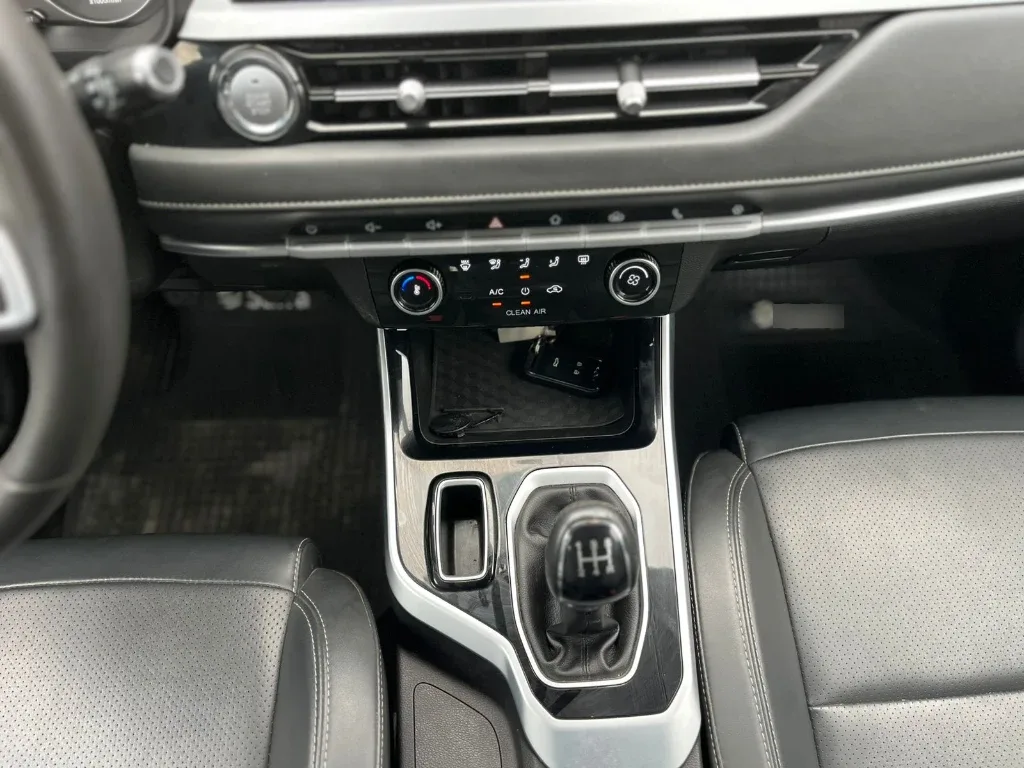 Chery Tiggo 3 1.5 Mt 5p año 2024