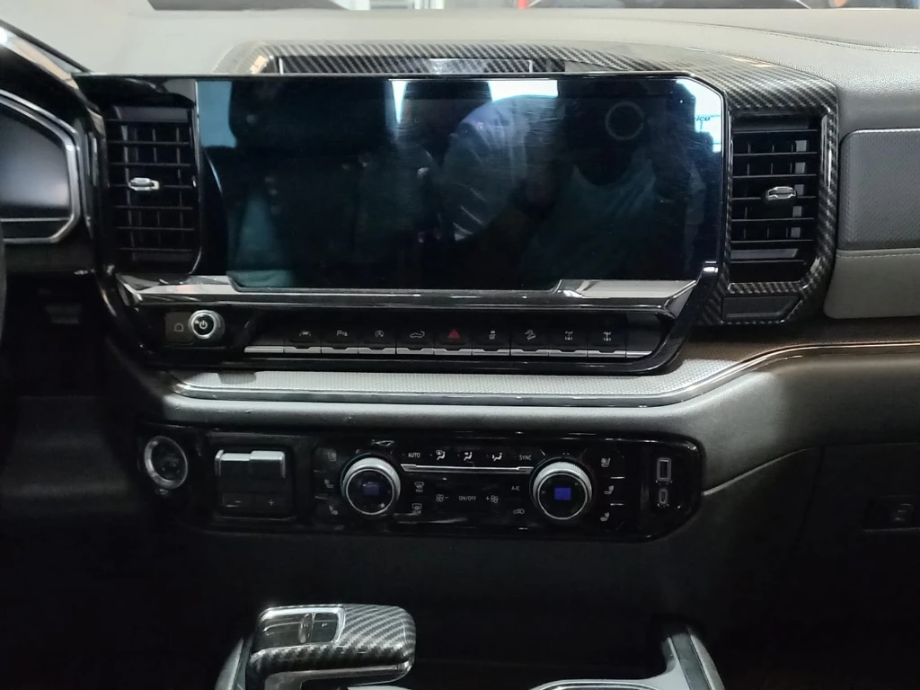 Chevrolet Silverado 6.2 Zr2 4x4 At 4p año 2023