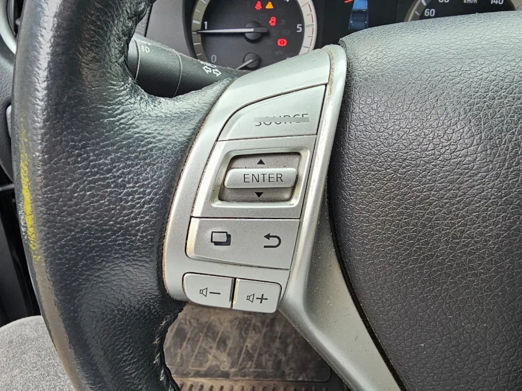 Nissan Np300 2.3 Le Diesel 4wd Dob.cab. At 4p año 2018