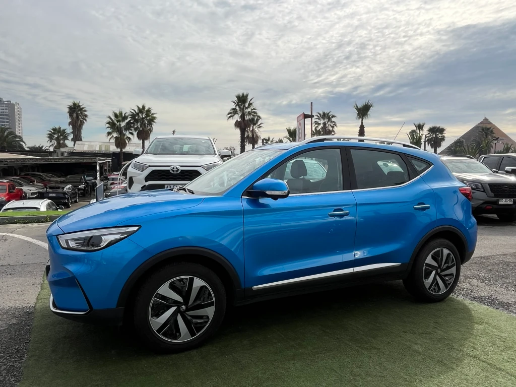 MG Zs Electrico Ev Dlx 4x2 At 5p año 2024