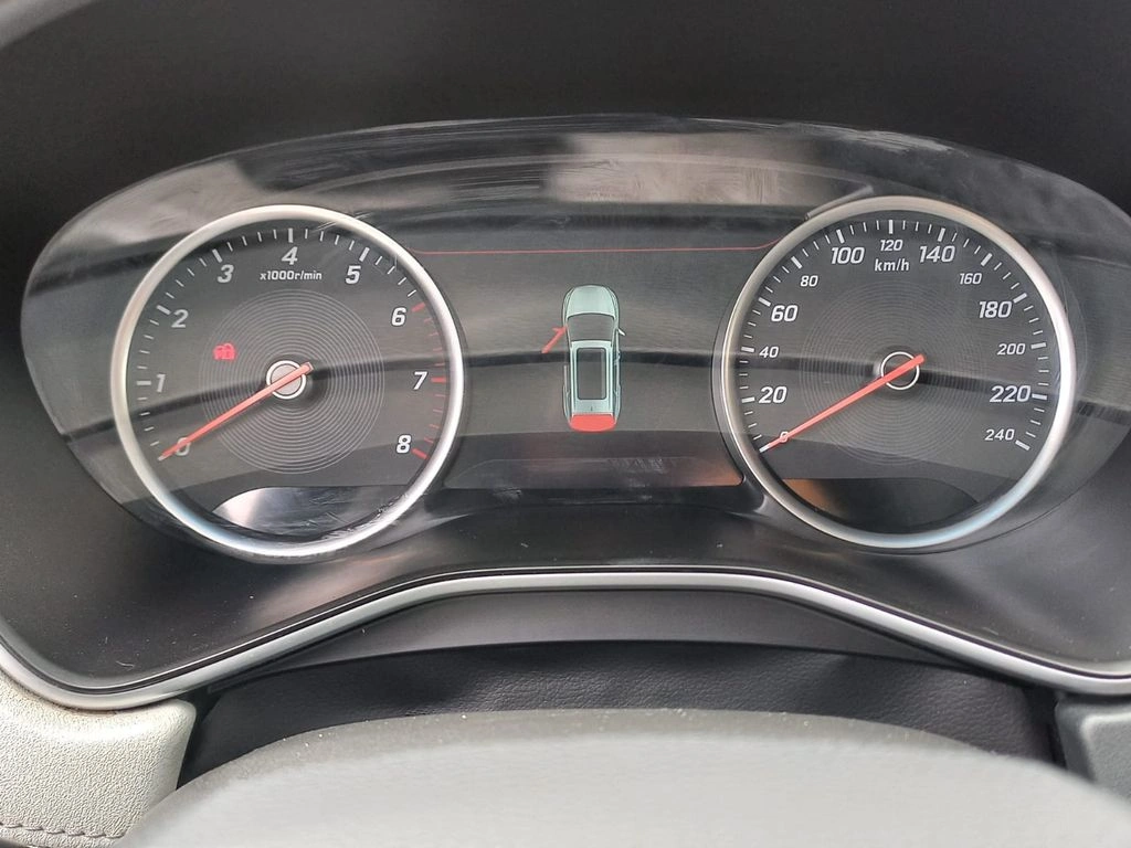 Chevrolet Captiva 1.5t Premier Fwd Mt 5p año 2022