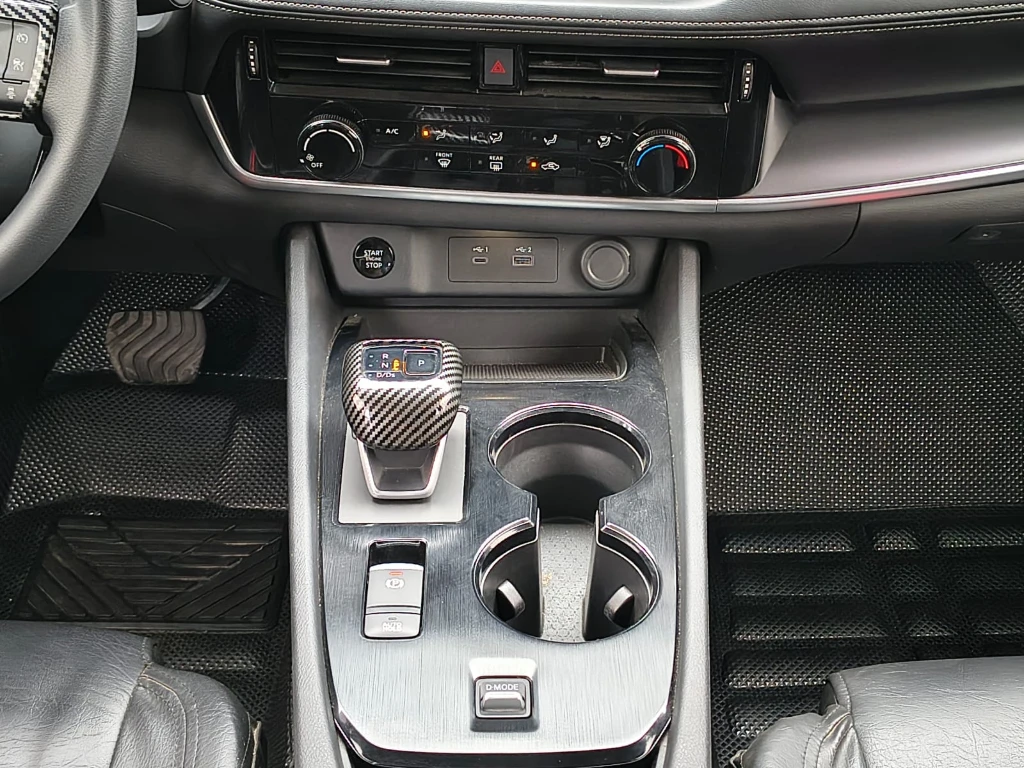 Nissan X-Trail 2.5 Sense 4x2 3row Cvt At 5p año 2024