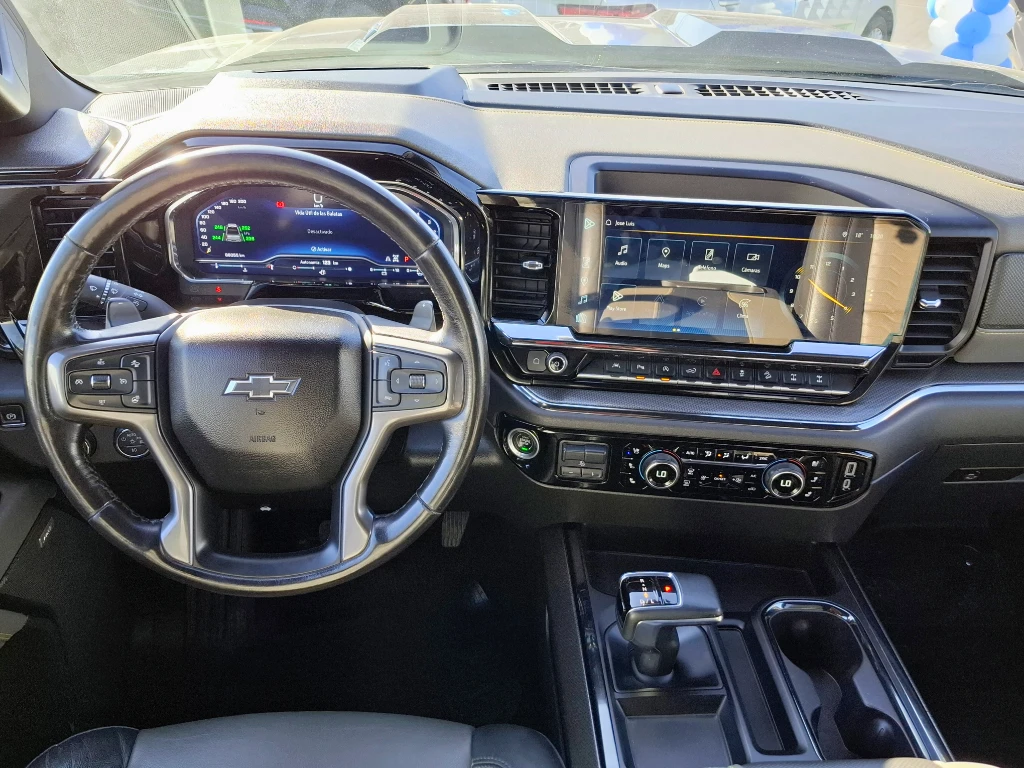 Chevrolet Silverado 6.2 Zr2 4x4 At 4p año 2023