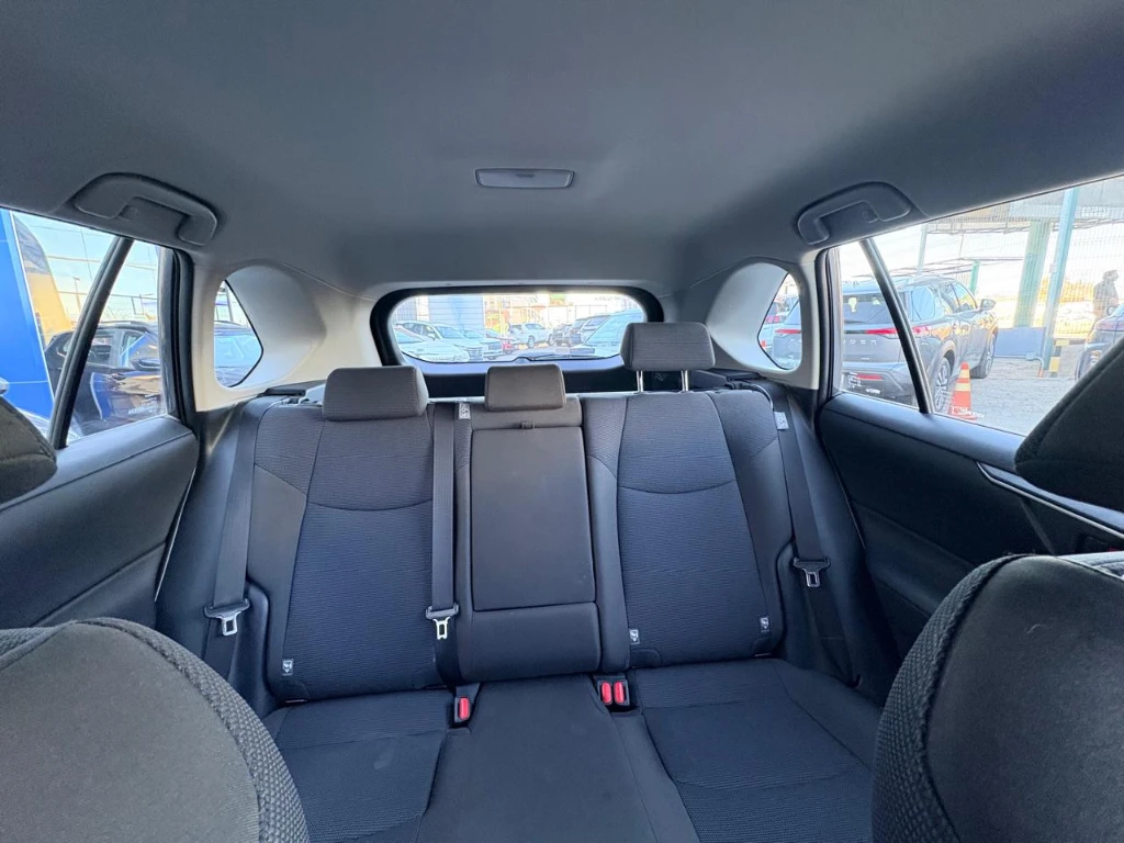 Toyota Rav4 2.0 Le 4x2 Cvt At 5p año 2025