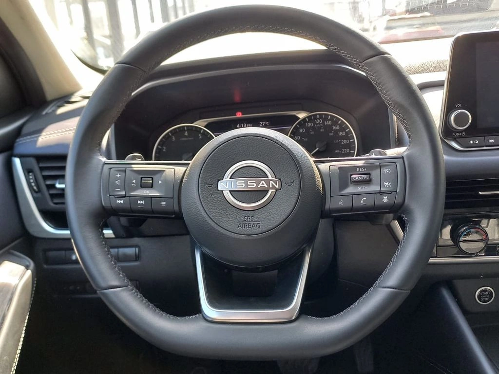 Nissan Qashqai 1.3t Advance 2wd Cvt At 5p año 2025