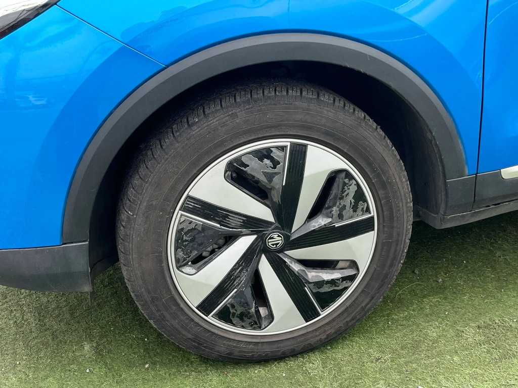 MG Zs Electrico Ev Dlx 4x2 At 5p año 2024