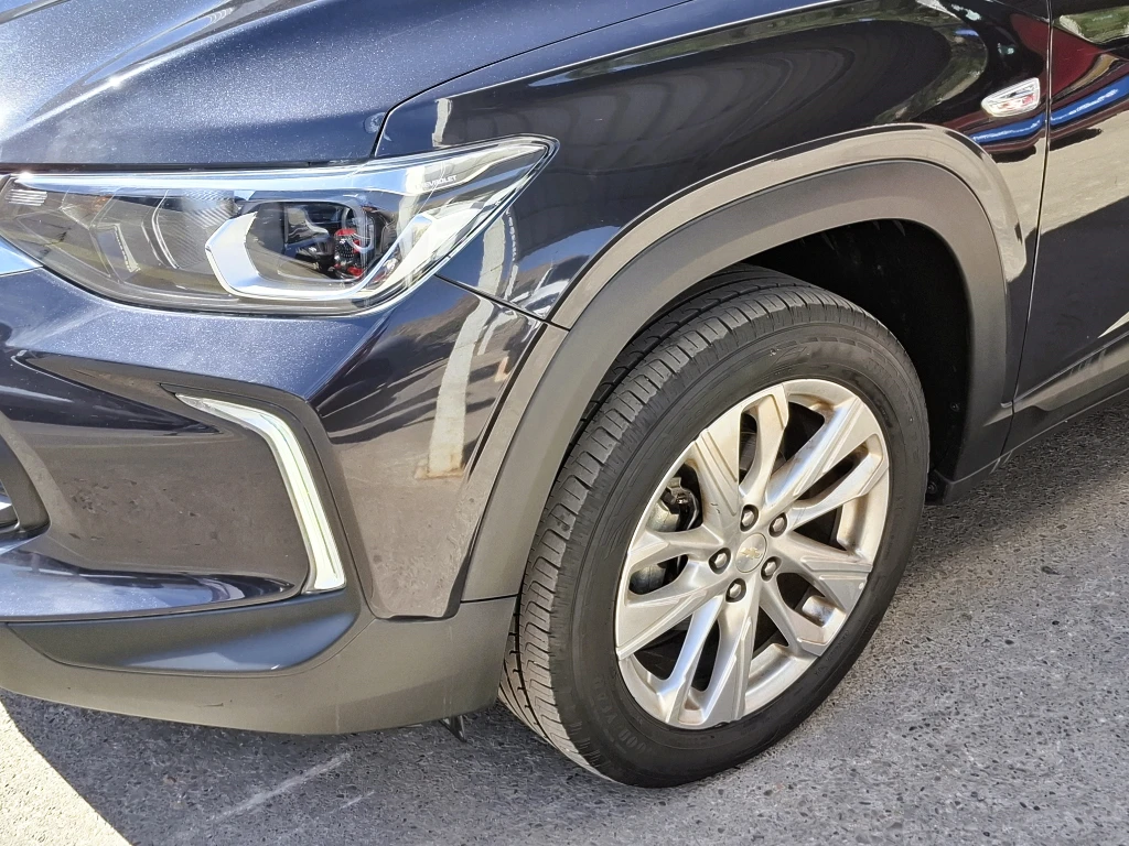 Chevrolet Tracker 1.2t Ltz R 4x2 At 5p año 2025