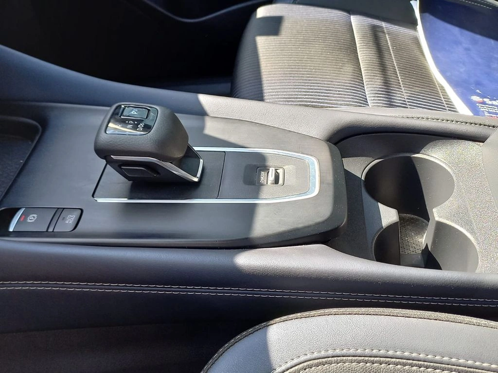 Nissan Qashqai 1.3t Advance 2wd Cvt At 5p año 2025