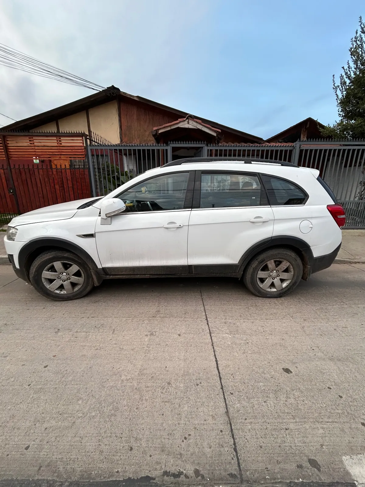 CHEVROLET CAPTIVA 2.2 Lt Full At 4x4 Diesel año 2014