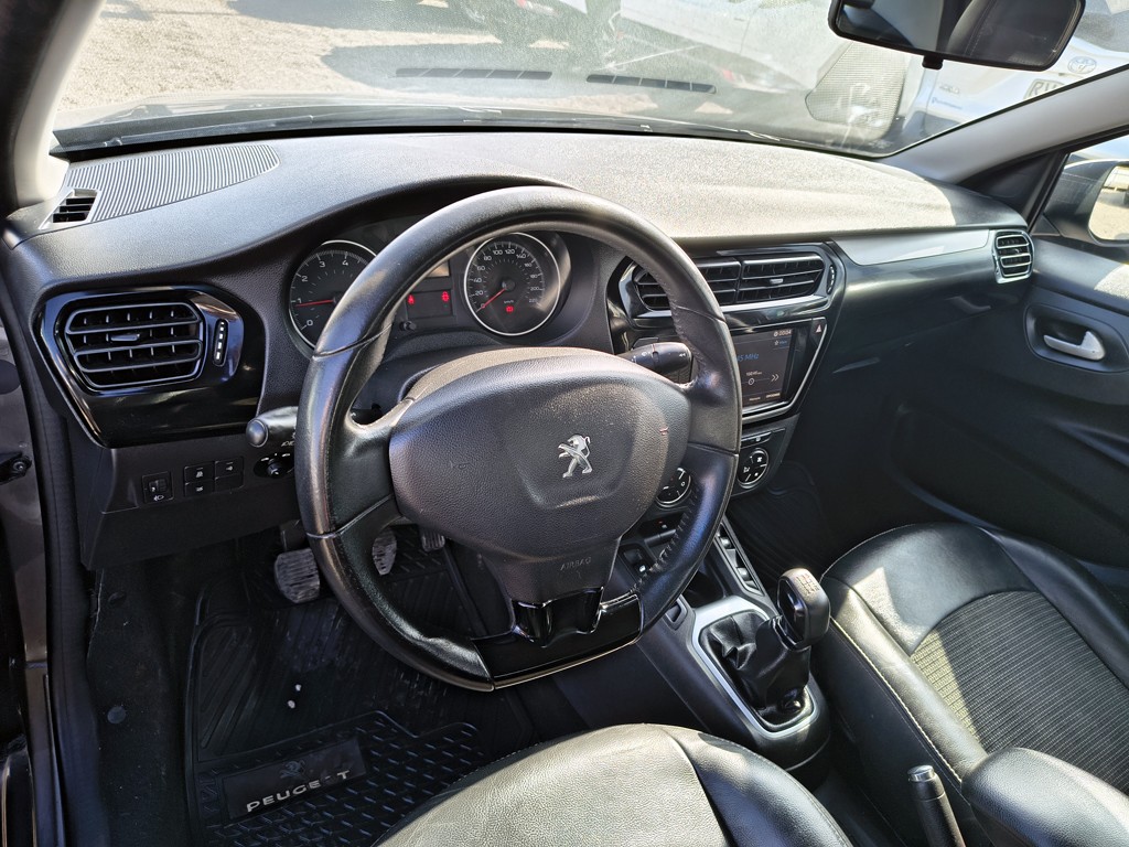 Peugeot 301 1.6 Active Hdi año 2022