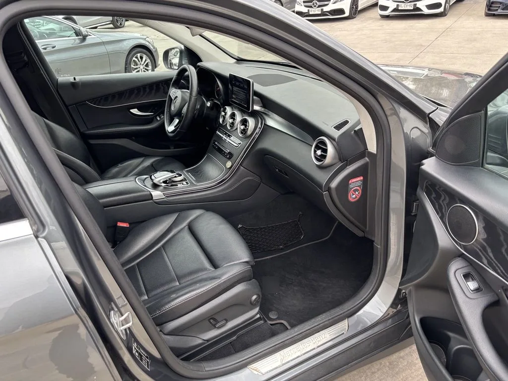 Mercedes-Benz Glc 220 Diesel año 2018