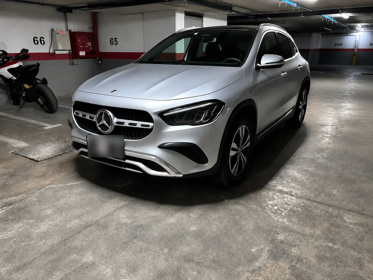 MERCEDES BENZ GLA200 1.6 Amg At año 2026