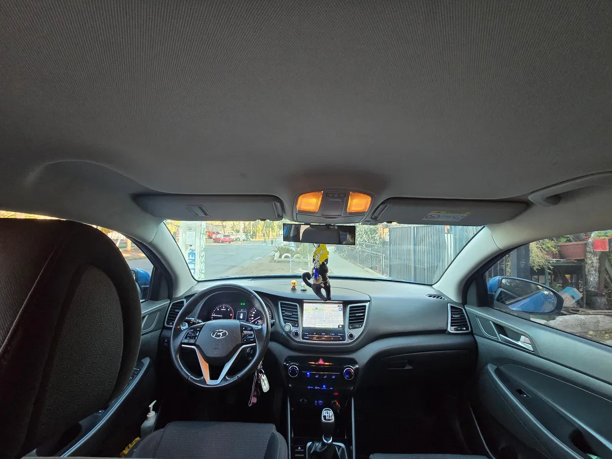 HYUNDAI TUCSON 2.0 Lm P/e 5dr Crdi Glsfull At 4x4 Diesel año 2017