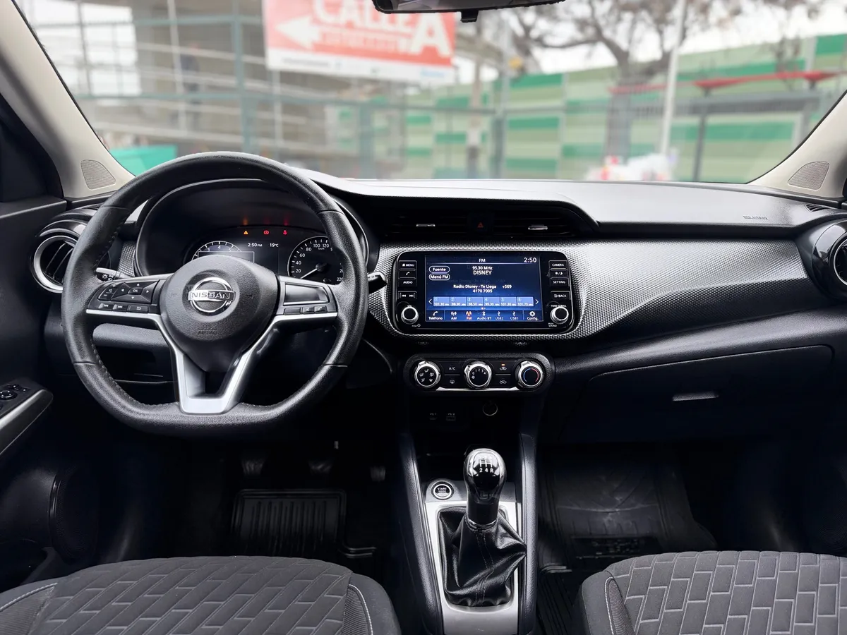 NISSAN KICKS Otra año 2021