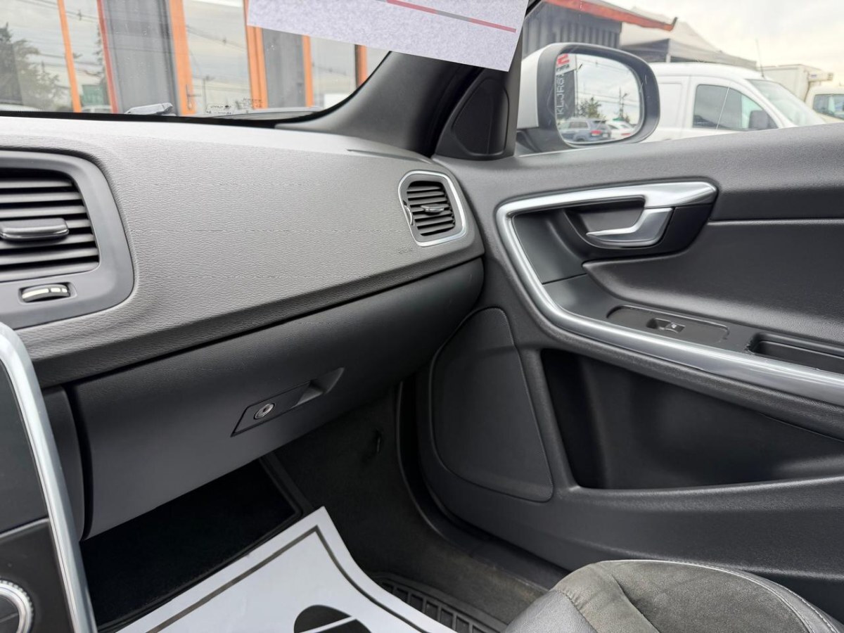 Volvo S60 T5 2.0t año 2018