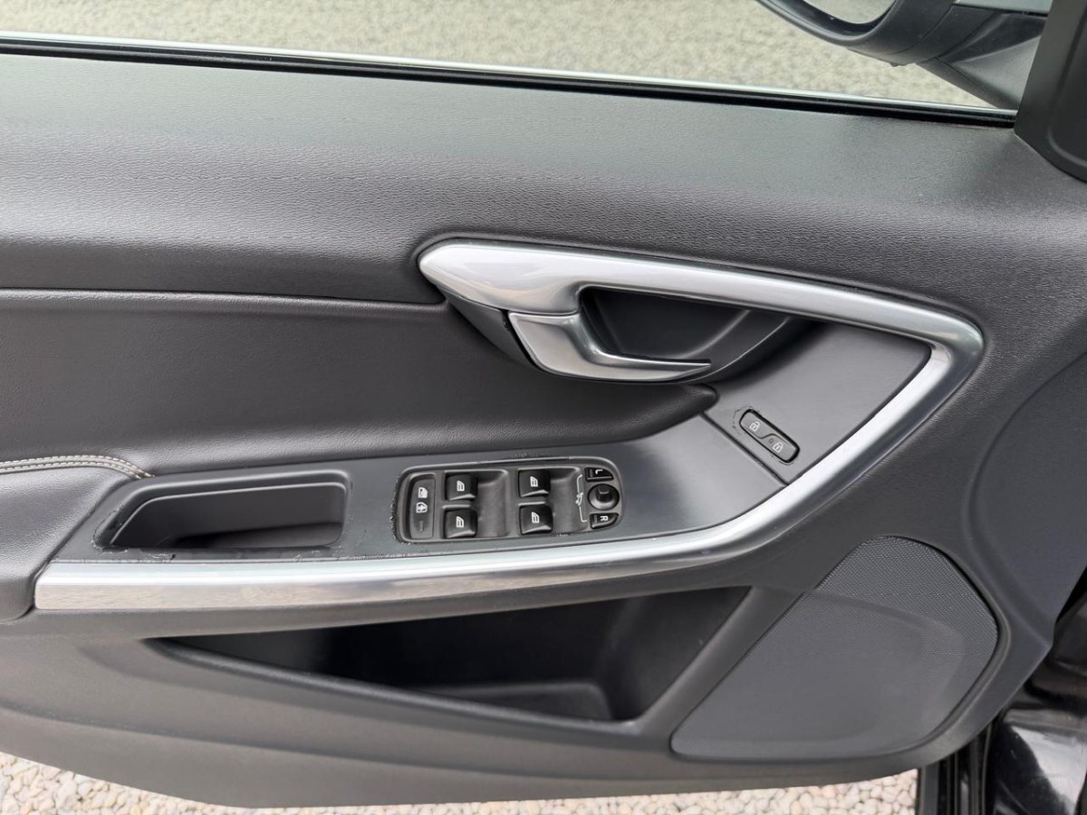 Volvo S60 T5 2.0t año 2018