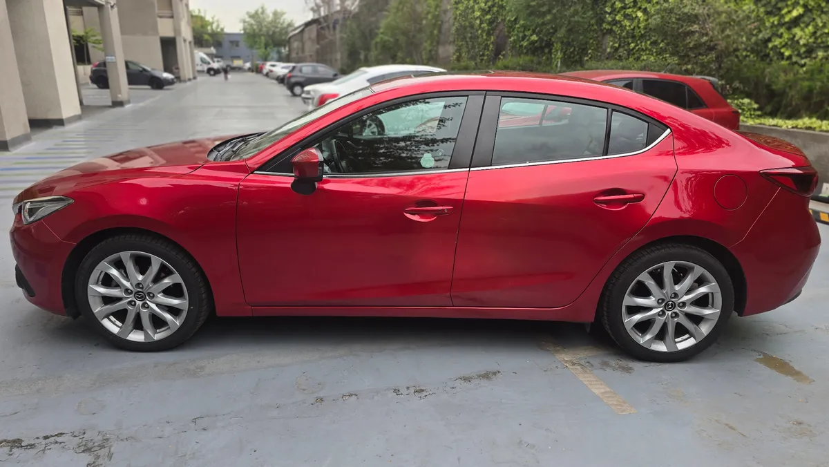 MAZDA MAZDA3 2.5 Sdan Gt Sr Gps At año 2016