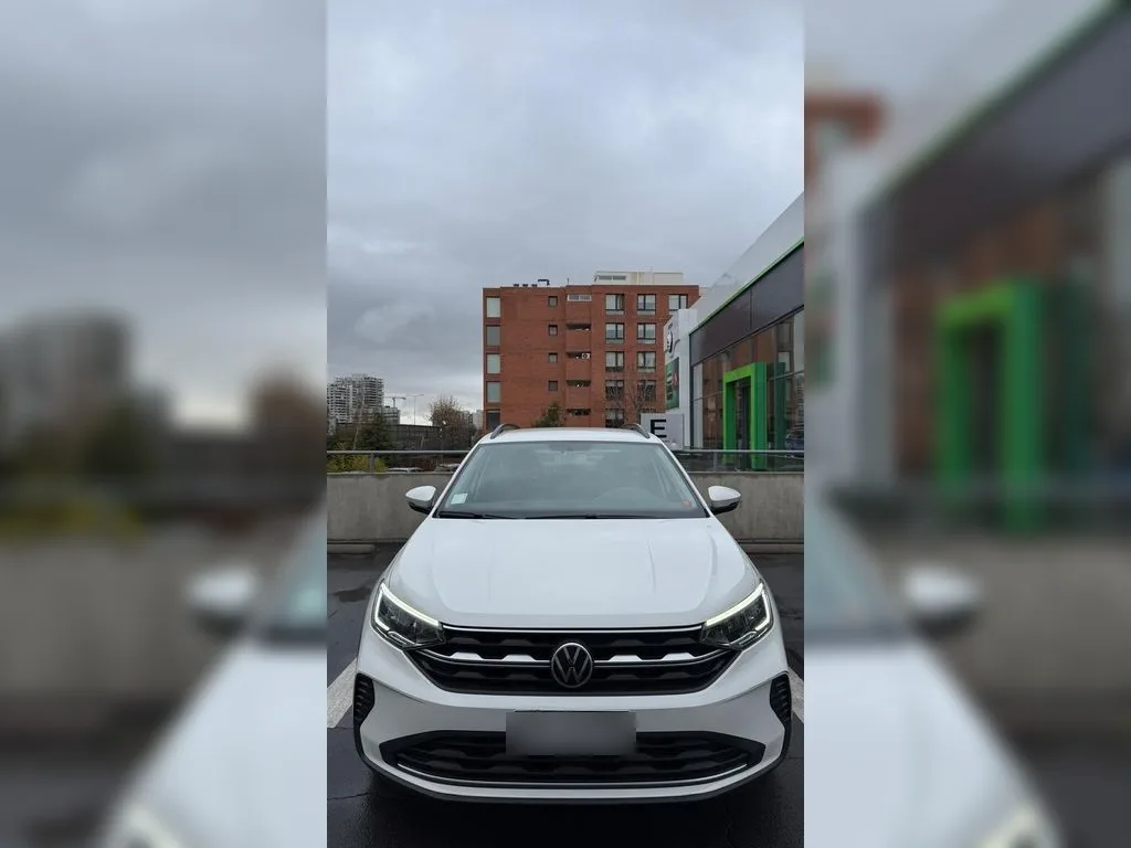 Volkswagen Nivus 1.0 Tsi Comfortline 4x2 At 5p año 2023
