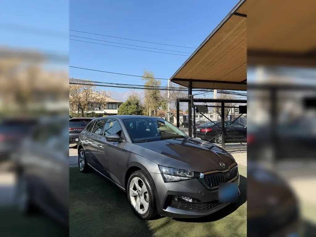 Skoda Scala 1.0 Tsi Ambition 4x2 Dsg año 2023
