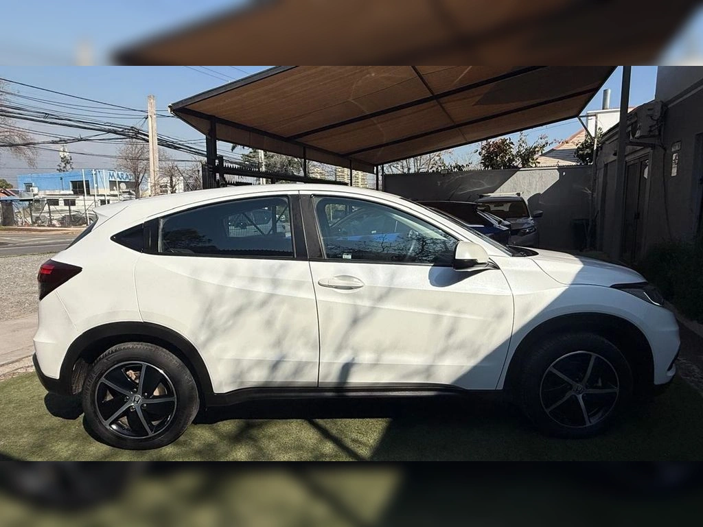 Honda Hr-V Lxs 4x2 año 2023