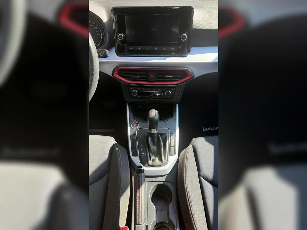 Seat Arona 1.6 Style 4x2 At 5p año 2024