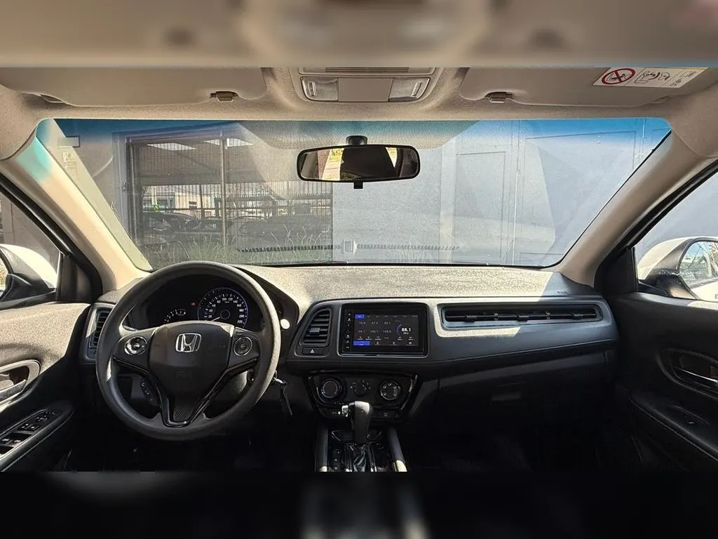 Honda Hr-V Lxs 4x2 año 2023