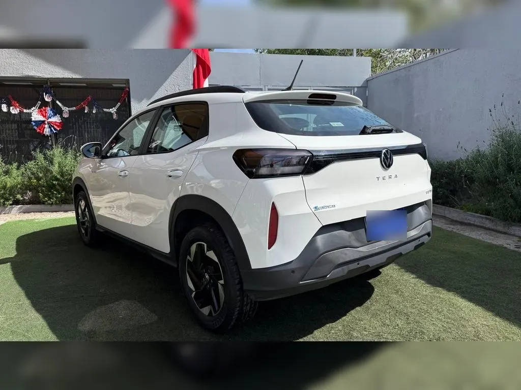 Volkswagen Tera 1.0 Tsi Comfort 2wd At 5p año 2026