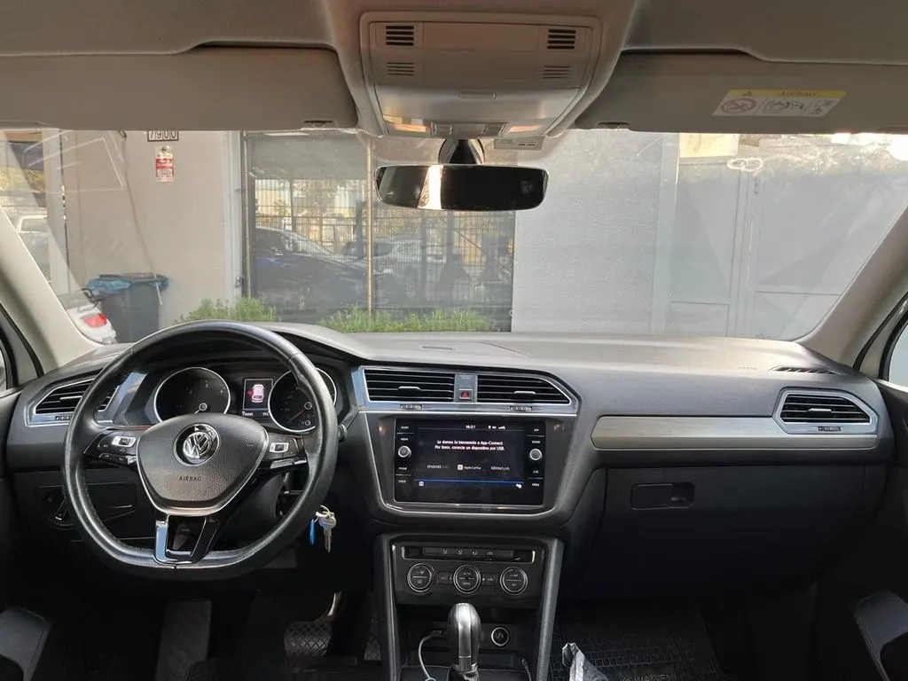 Volkswagen Tiguan 4x4 2.0 At año 2019
