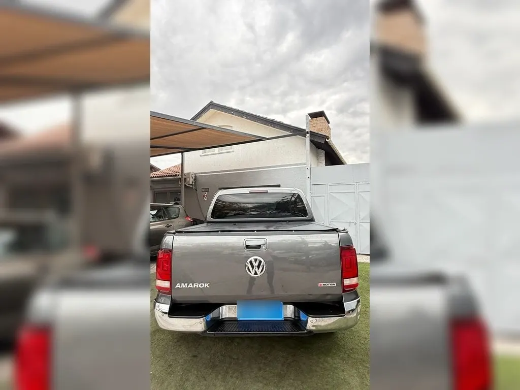Volkswagen Amarok 2.0 Highline Diesel 4motion 4x4 Dob. Cab. At 4p año 2021
